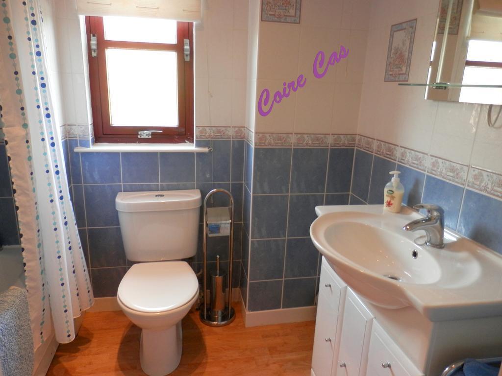 Cairngorm Highland Bungalows อาวีมอร์ ภายนอก รูปภาพ